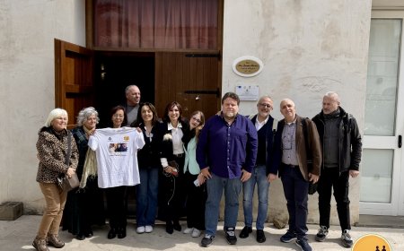 Consapevolezza digitale e violenza tra i giovani: a Bagheria la testimonianza della madre di Massimo Pirozzo commuove il teatro colmo di studenti